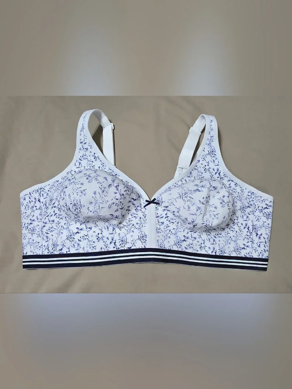 Cacique Unlined Full Coverage No Wire White with Navy Floral Print Bra Size 54DD